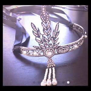 Great gatsby 20’s styled hair piece